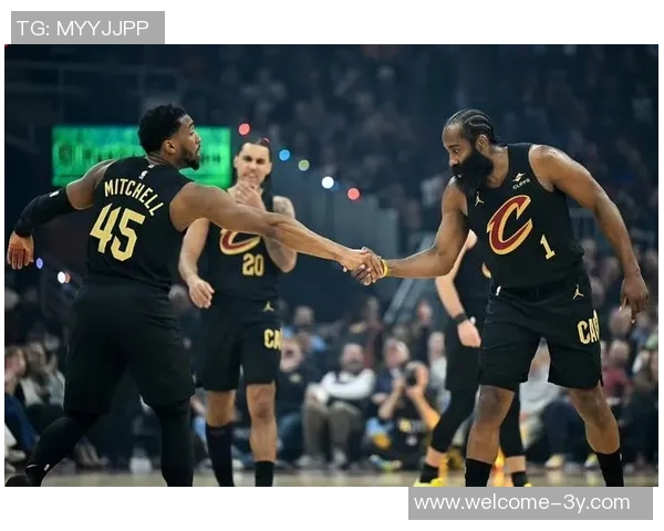 哈登称赞团队合作精神近12场比赛10胜体现集体力量 哈登称赞团队合作精神近12场比赛10胜体现集体力量